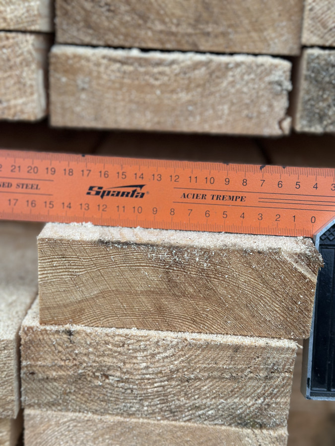 Доска обрезная 50х150х6000, Сосна. 1 сорт. Естественная влажность