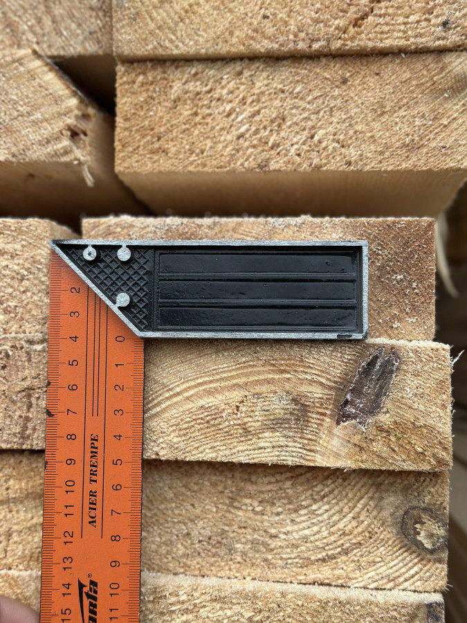 Доска обрезная 50х150х6000, Сосна. 1 сорт. Естественная влажность