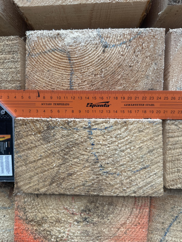 Брус обрезной 100х200х6000, ГОСТ. Сосна. 1 Сорт. Естественная влажность