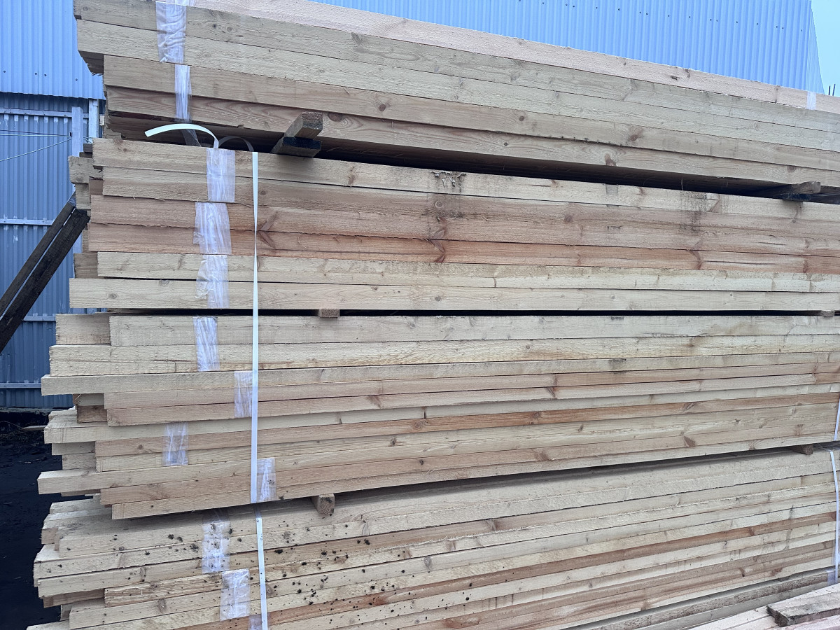 Брусок обрезной50х40х3000мм.Хвоя 1Сорт.Естественная влажность