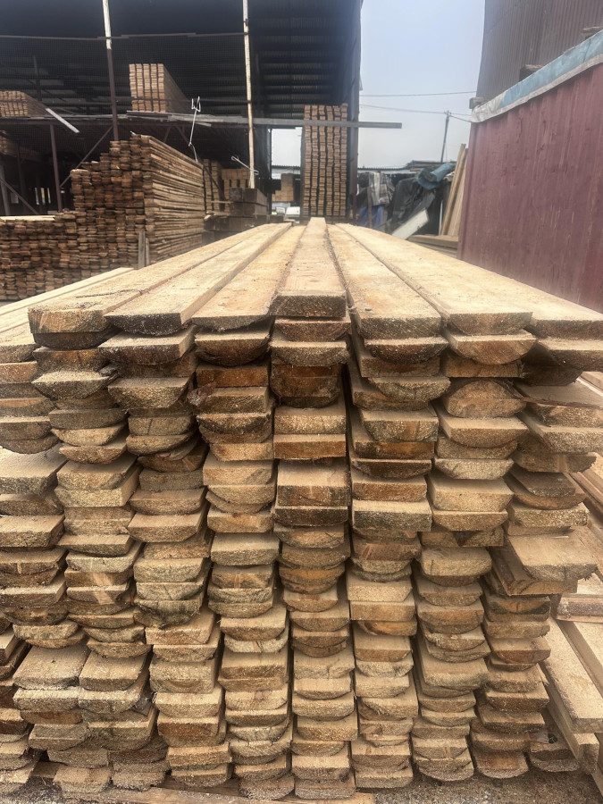 Доска 2 сорт 40х150х6000 мм. Хвойной породы. Естественной влажности