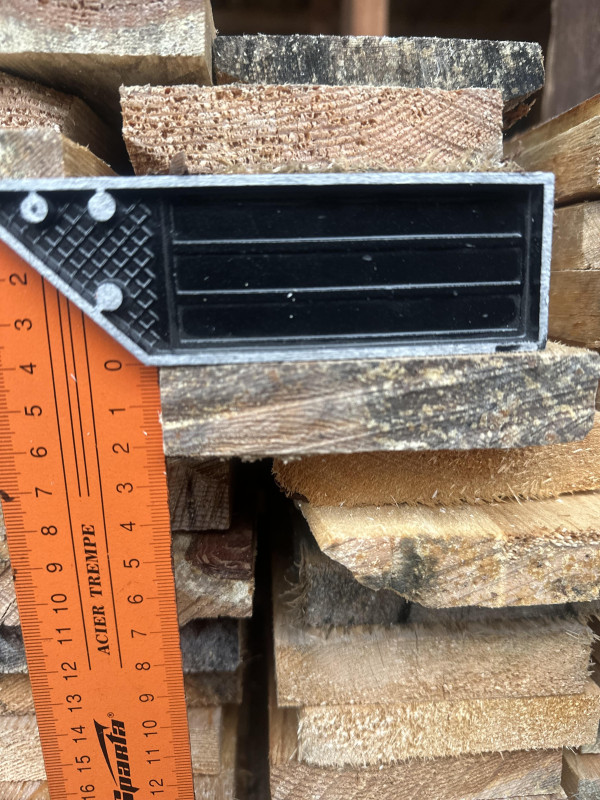 Доска 2 сорт. 25х100х6000мм. Хвойной породы. Естественной влажности