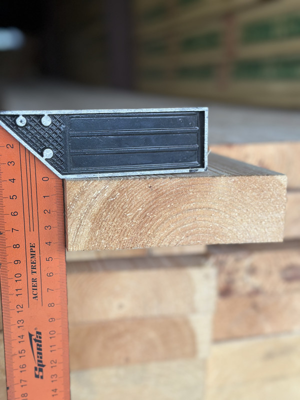 Доска строганная 45х90х6000мм. Сухая камерной сушки. Влажность 12-14%